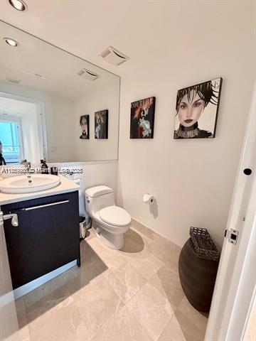 image Jade Ocean Condo30