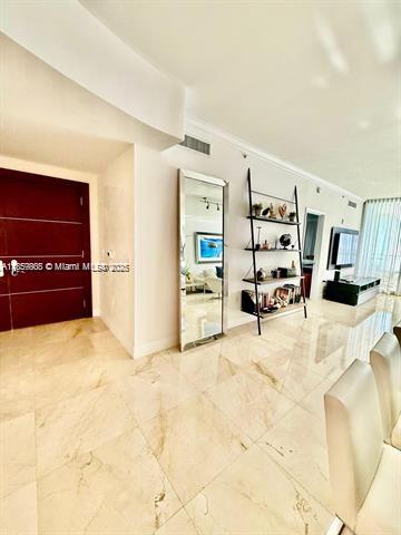 image Jade Ocean Condo33