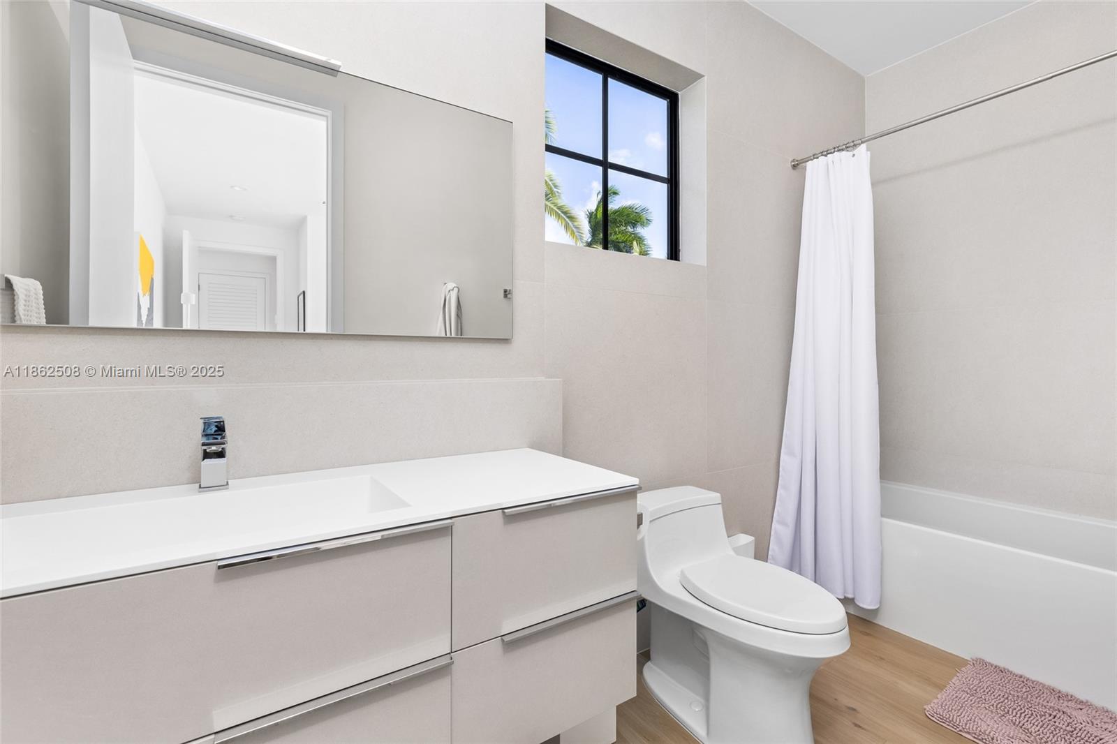 895 NE 76th St #895 Miami, FL 33138