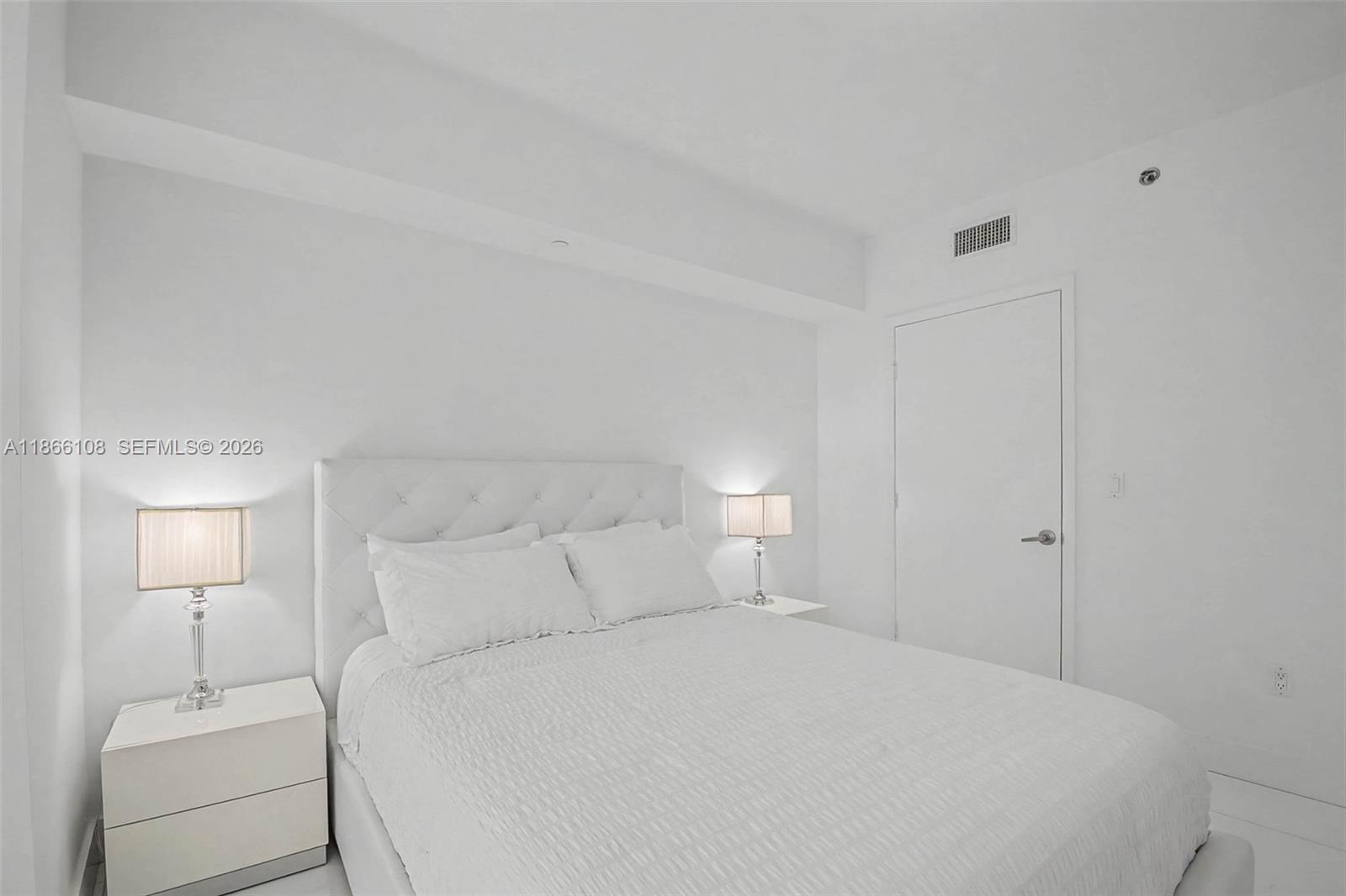 image Icon Brickell II16