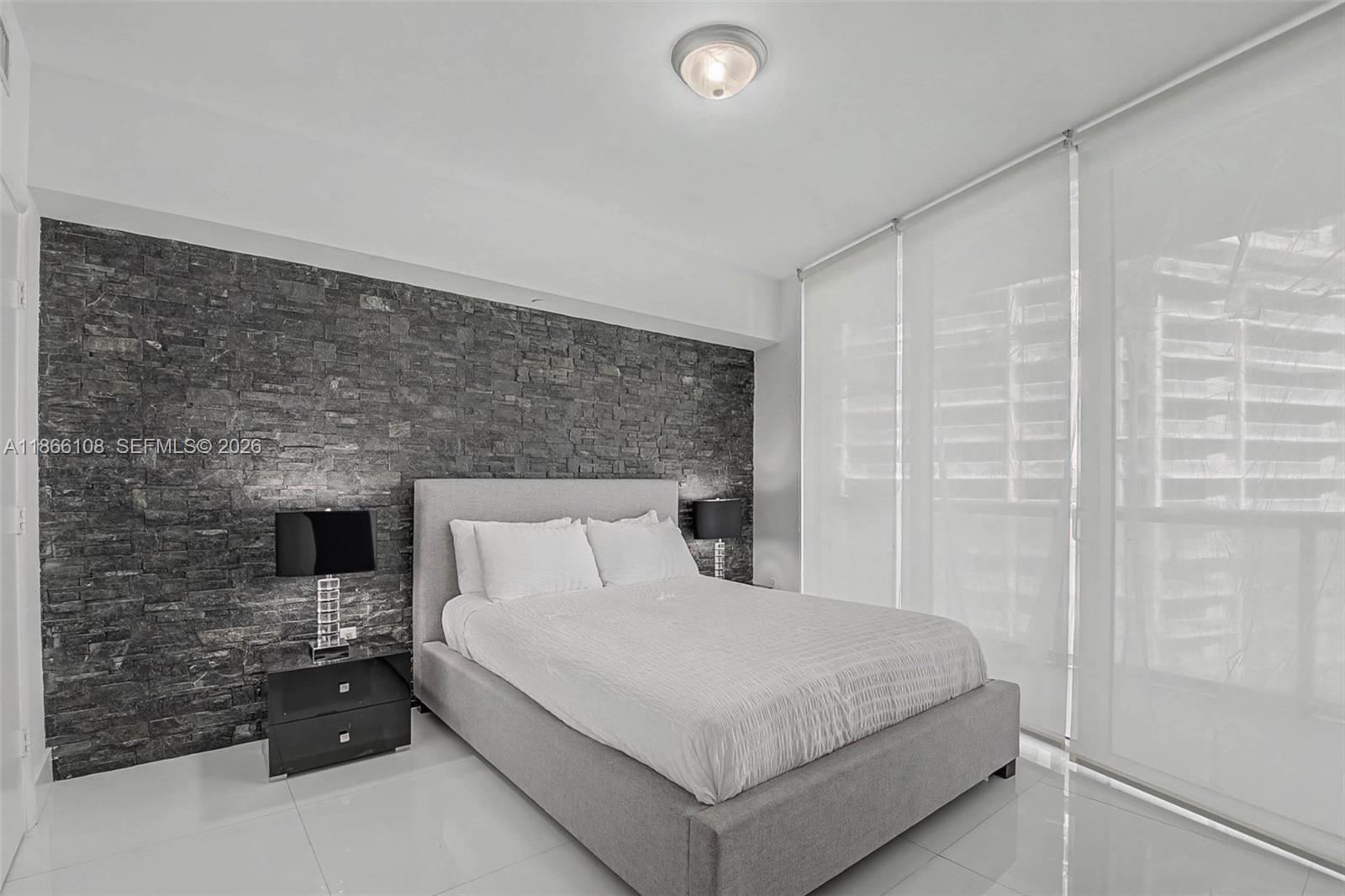 image Icon Brickell II17