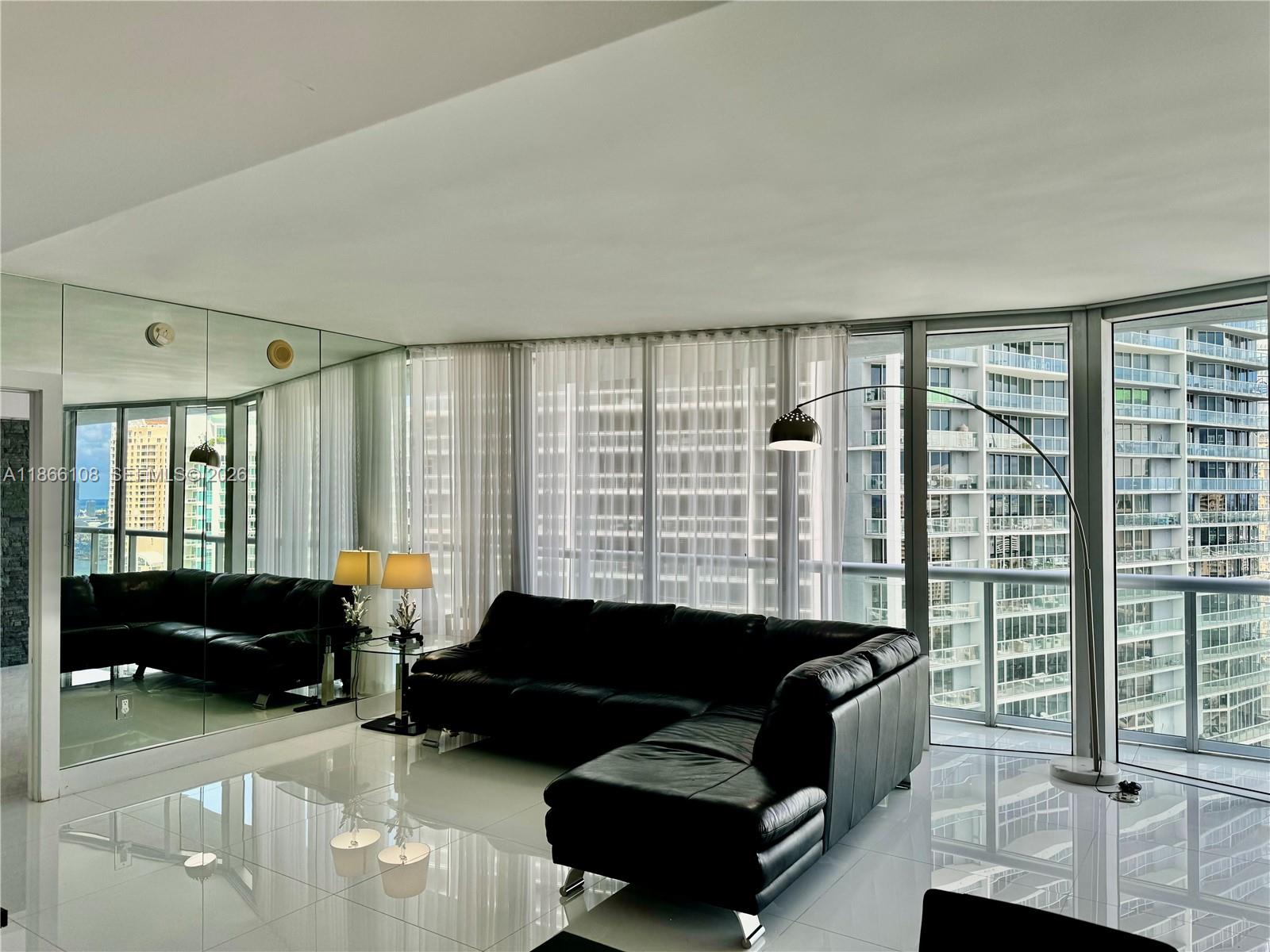 image Icon Brickell II21
