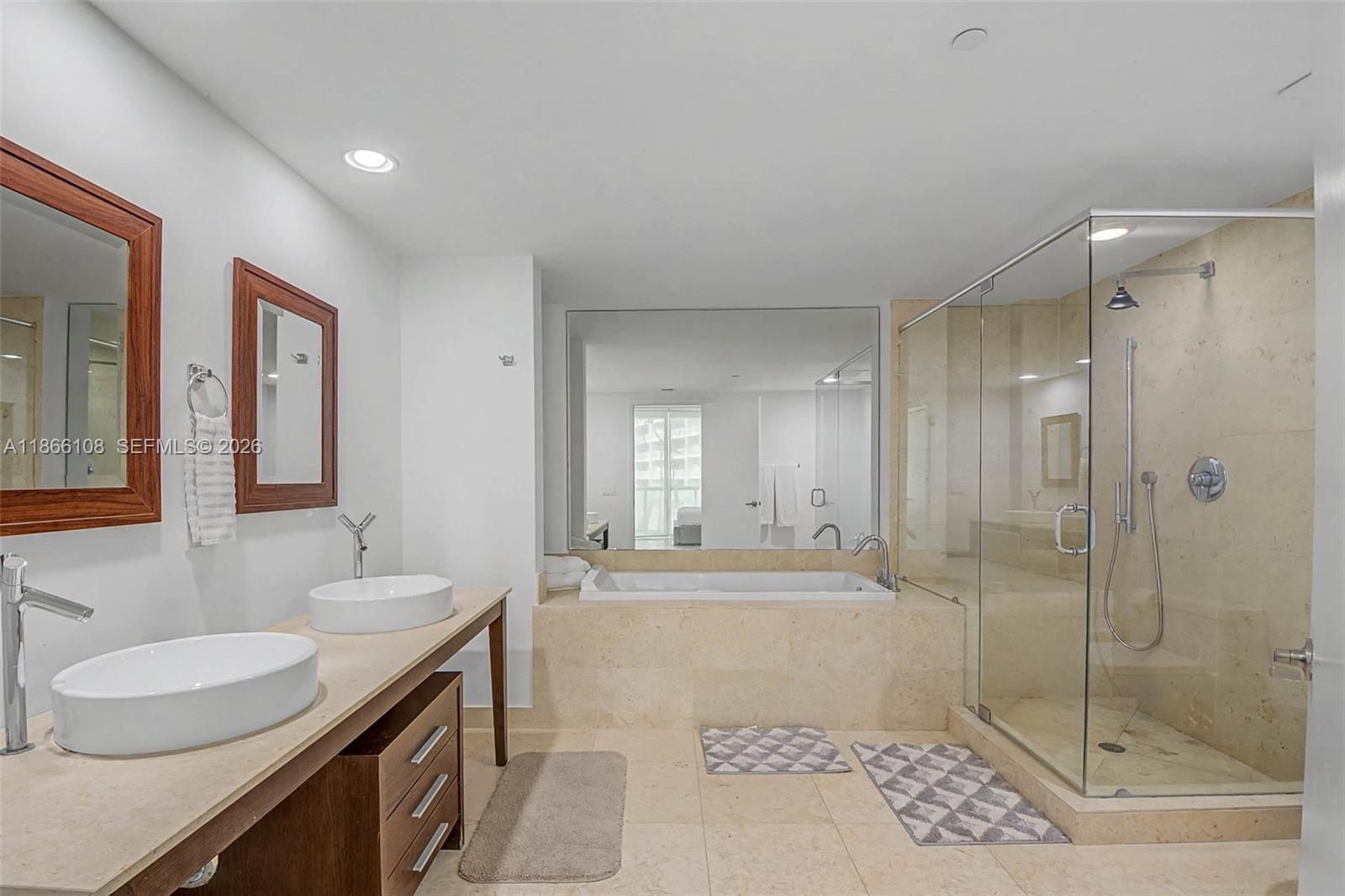 image Icon Brickell II24