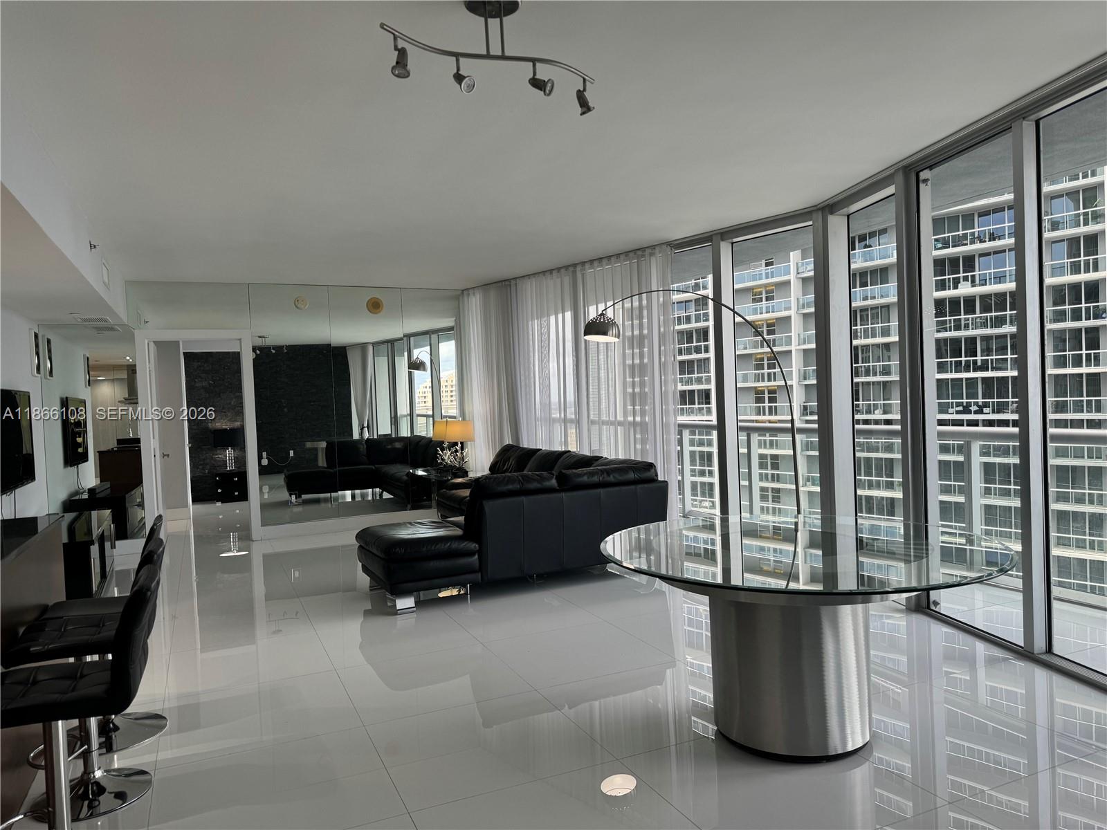 image Icon Brickell II27