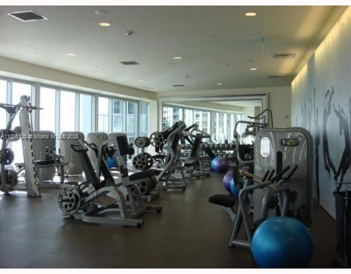 image Icon Brickell8