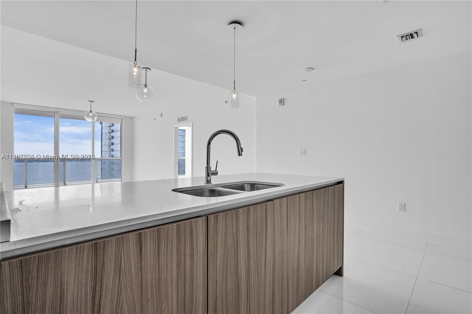 image Bay House Miami13
