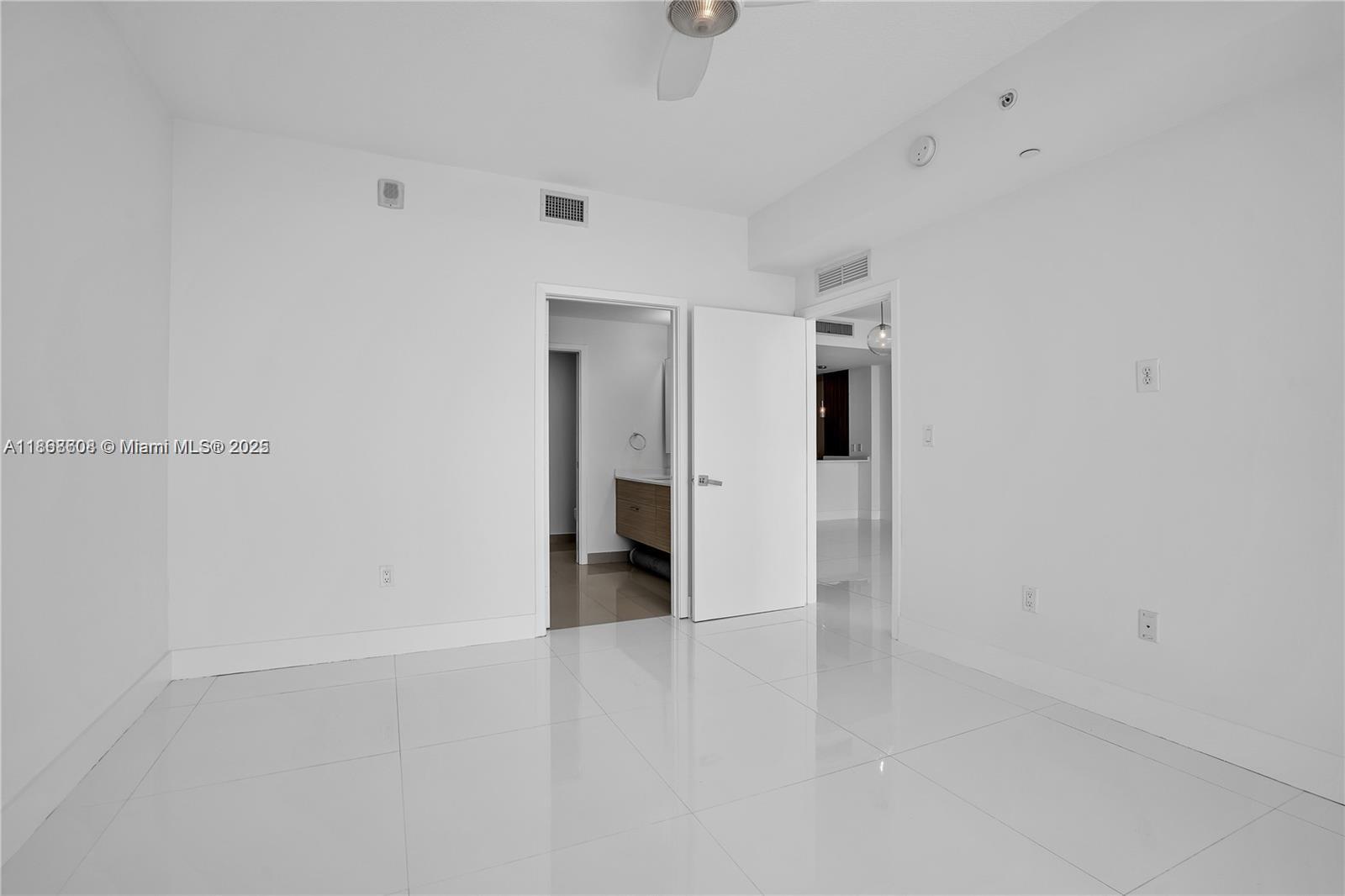 image Bay House Miami17