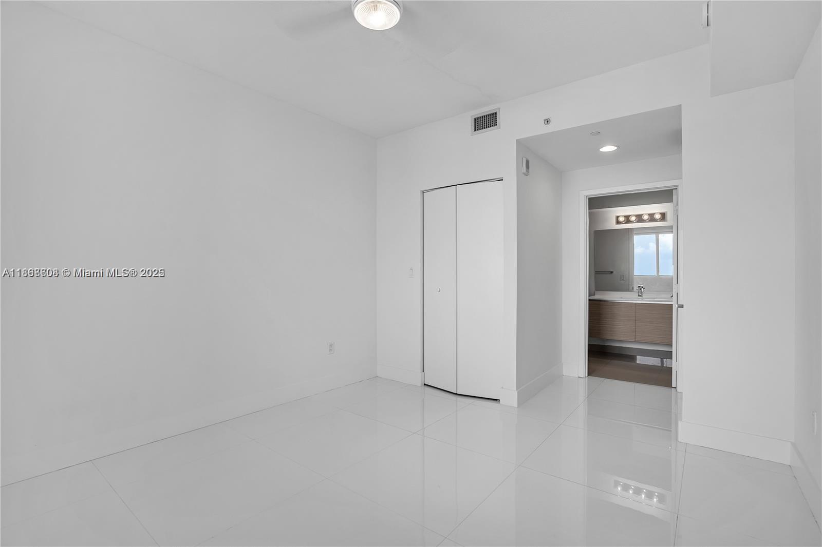 image Bay House Miami18