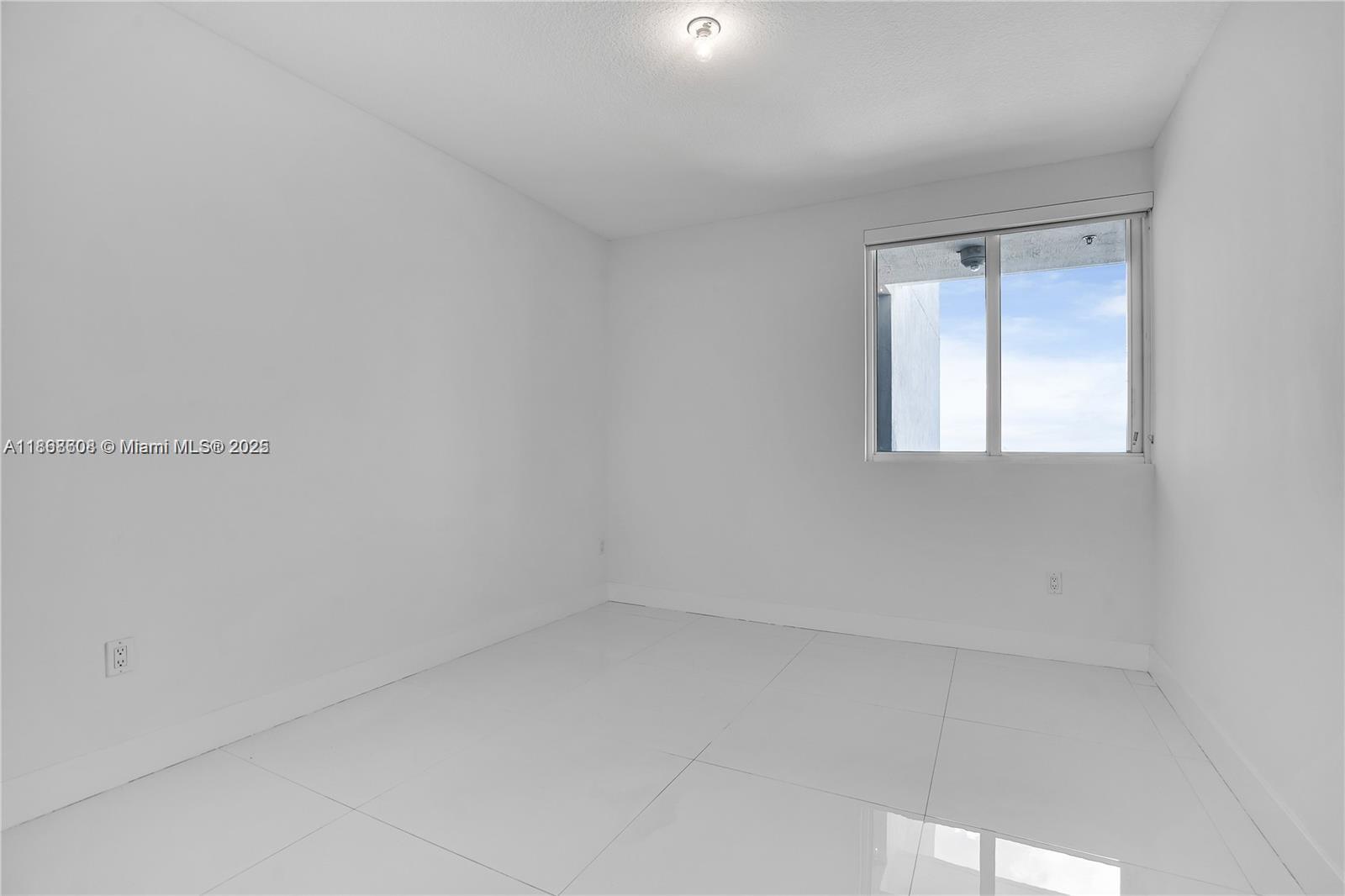 image Bay House Miami24