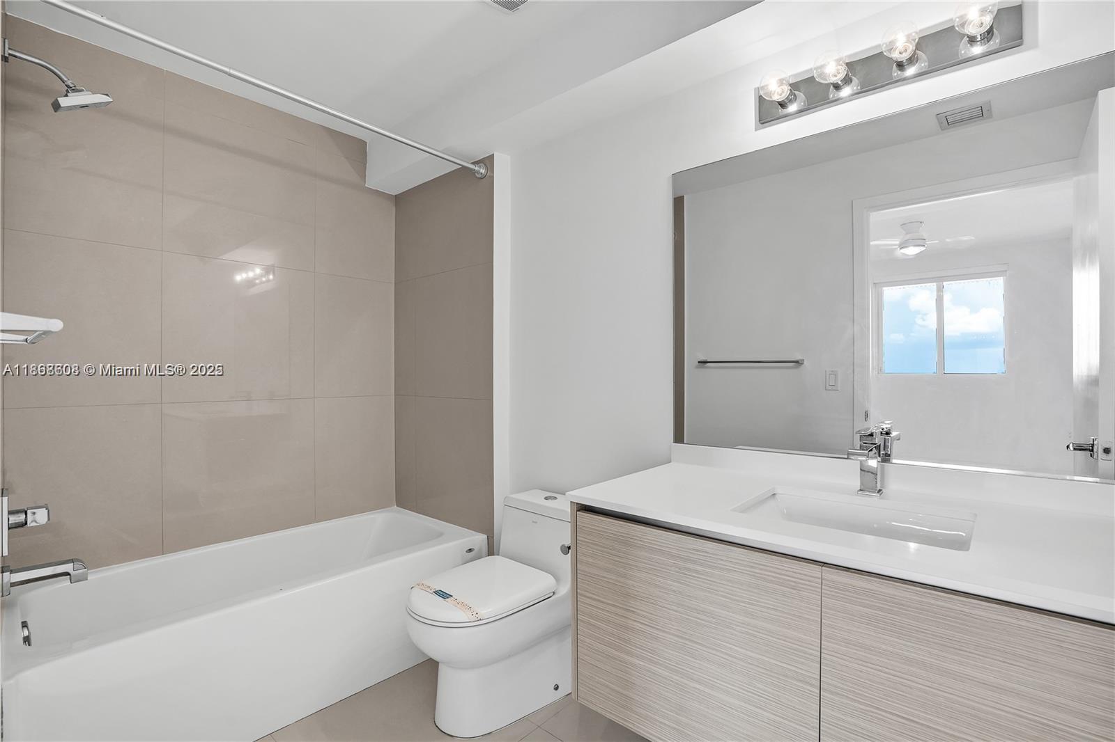 image Bay House Miami25