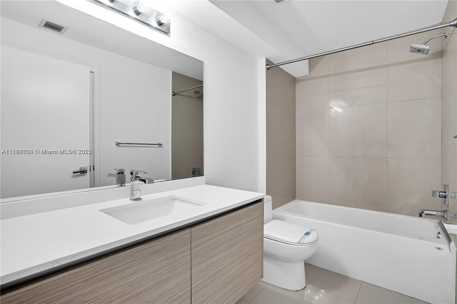image Bay House Miami28