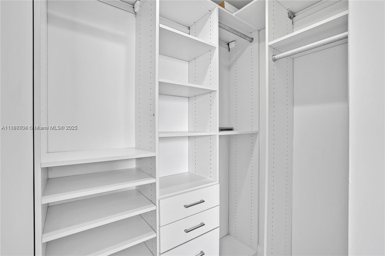 image Bay House Miami30