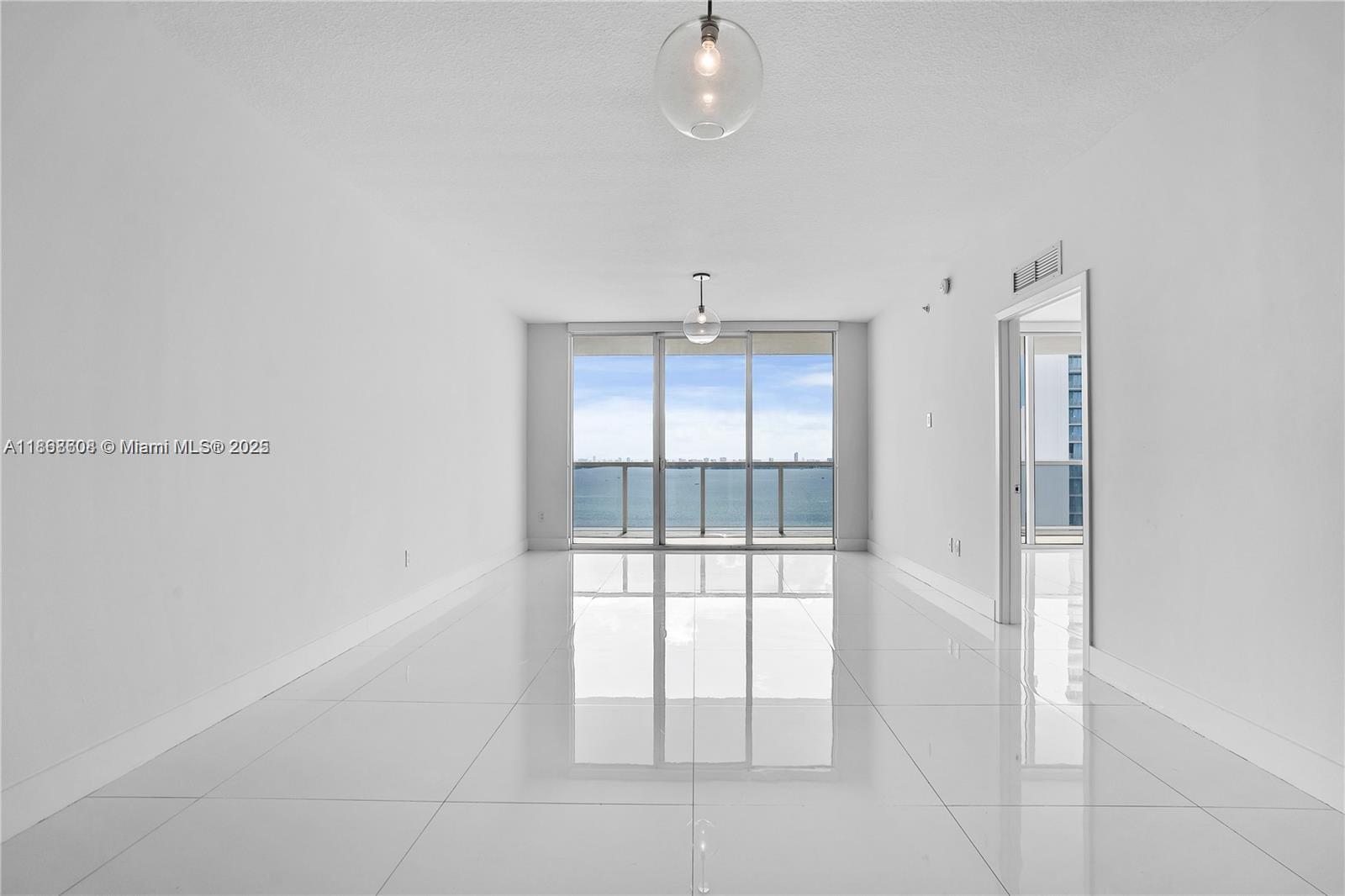 image Bay House Miami5