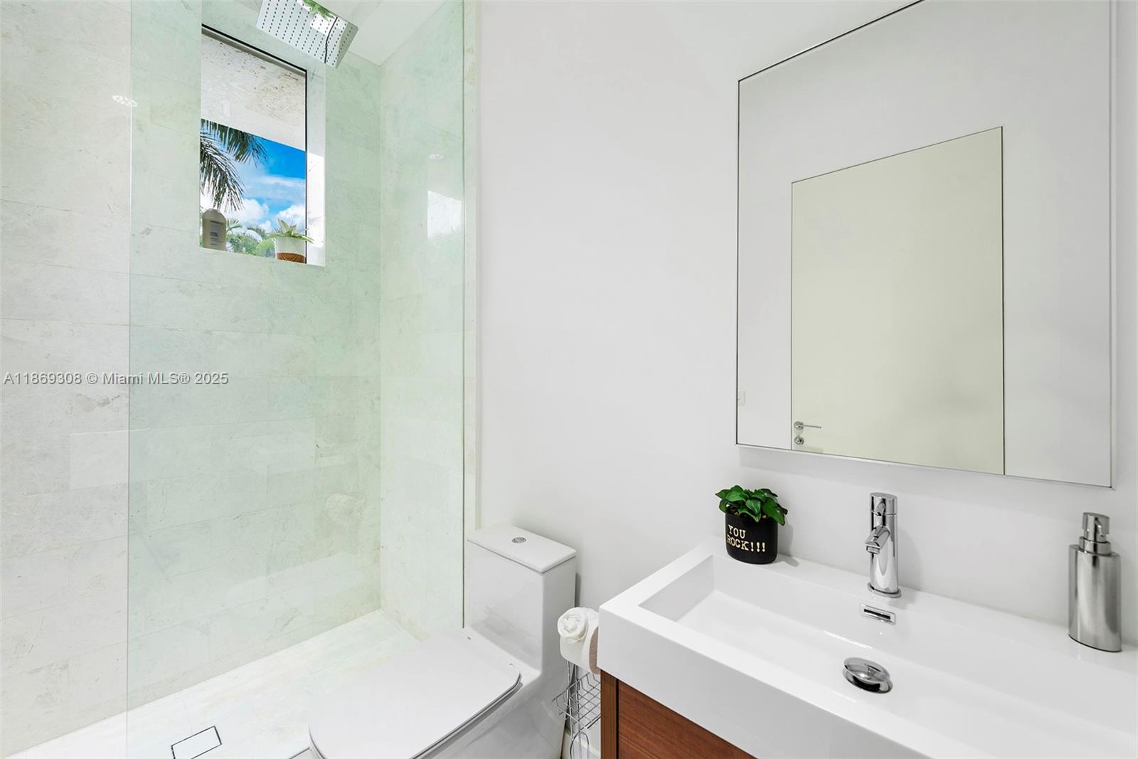 7450 SW 102nd St Pinecrest, FL 33156