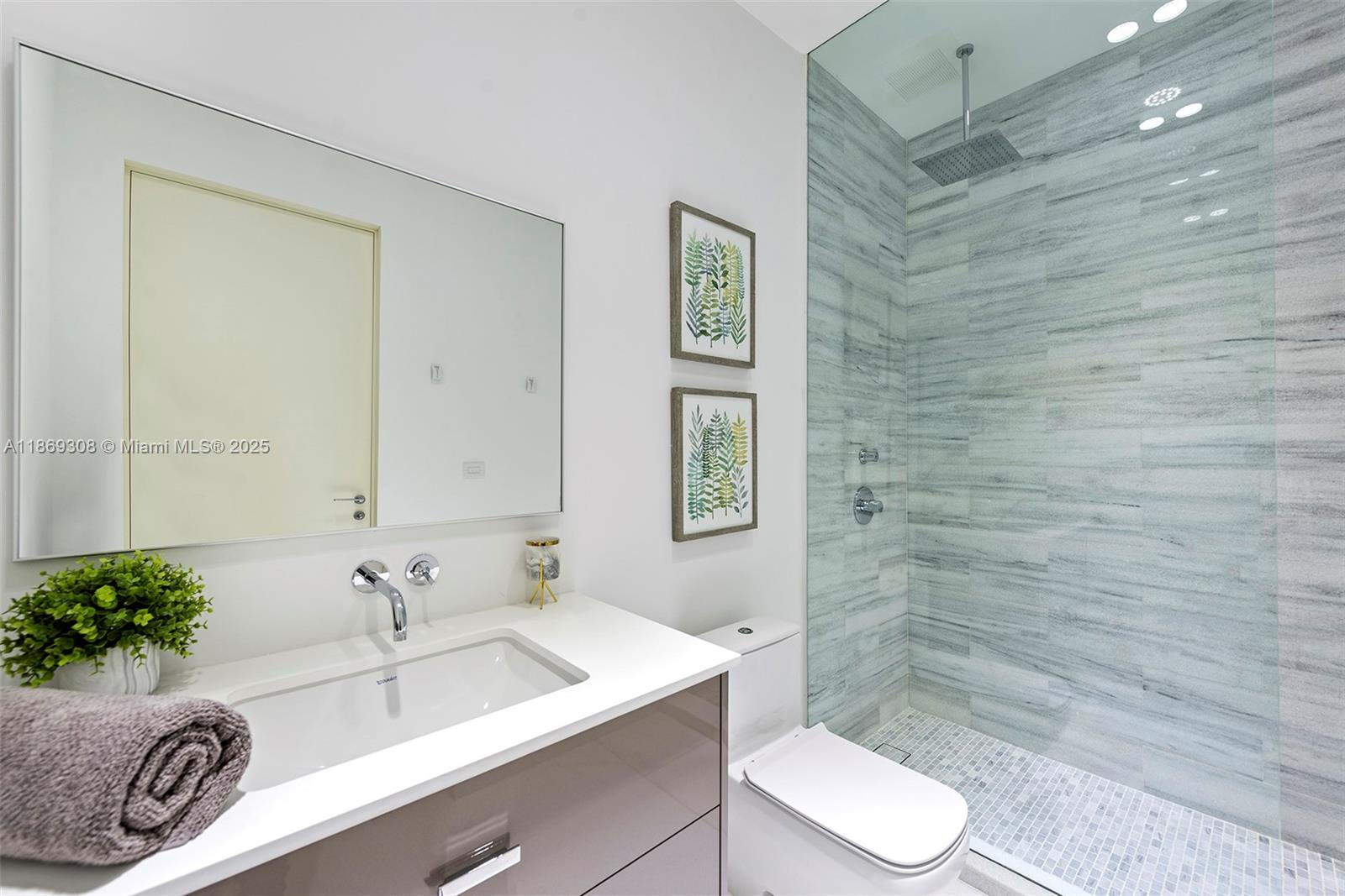 7450 SW 102nd St Pinecrest, FL 33156