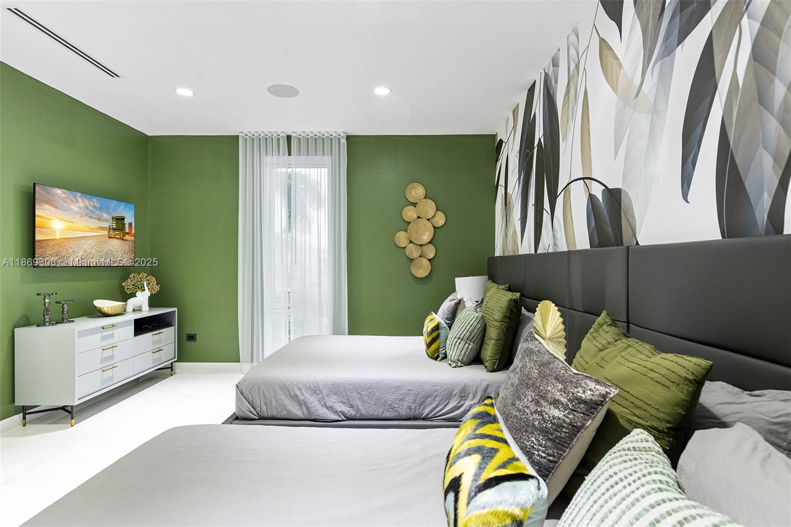 7450 SW 102nd St Pinecrest, FL 33156