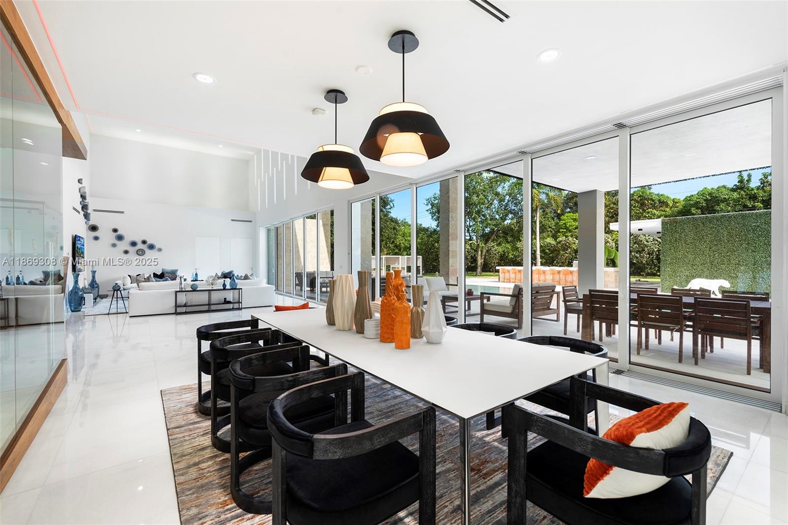 7450 SW 102nd St Pinecrest, FL 33156