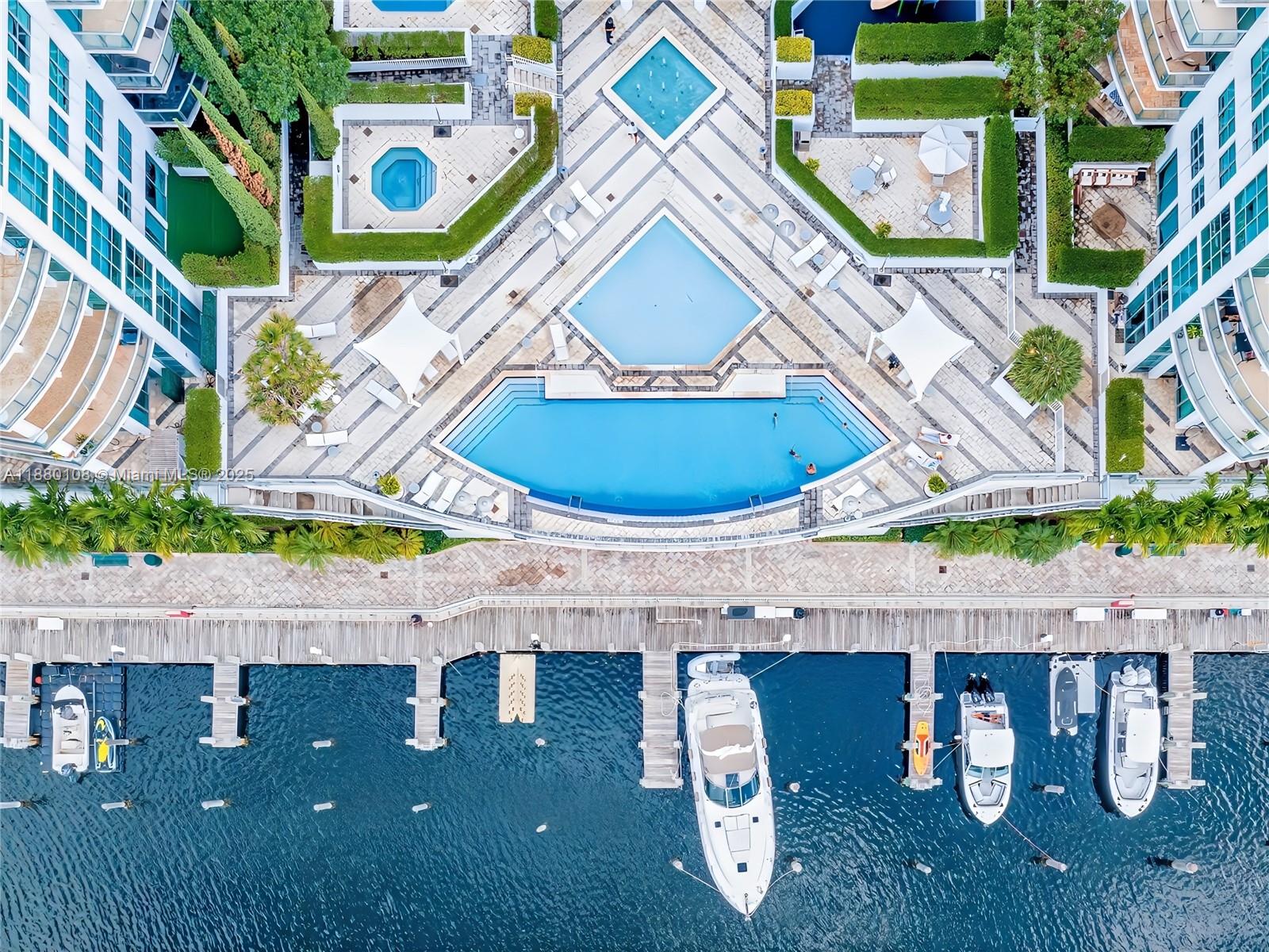 image The Atrium At Aventura16