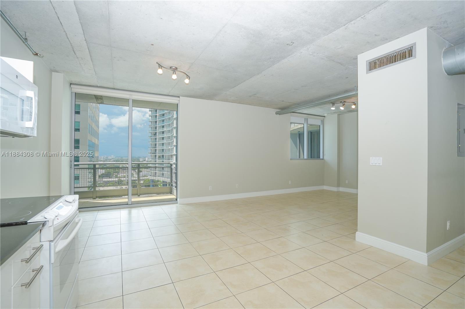image Neo Vertika Condo12