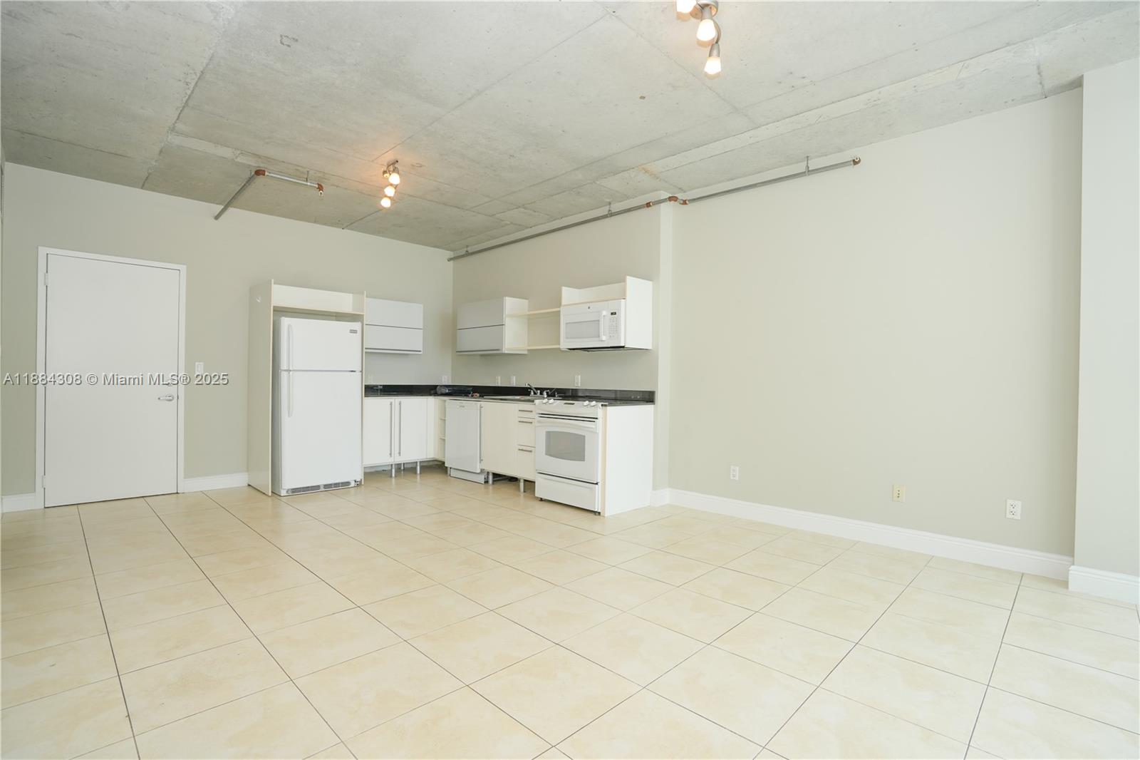 image Neo Vertika Condo18