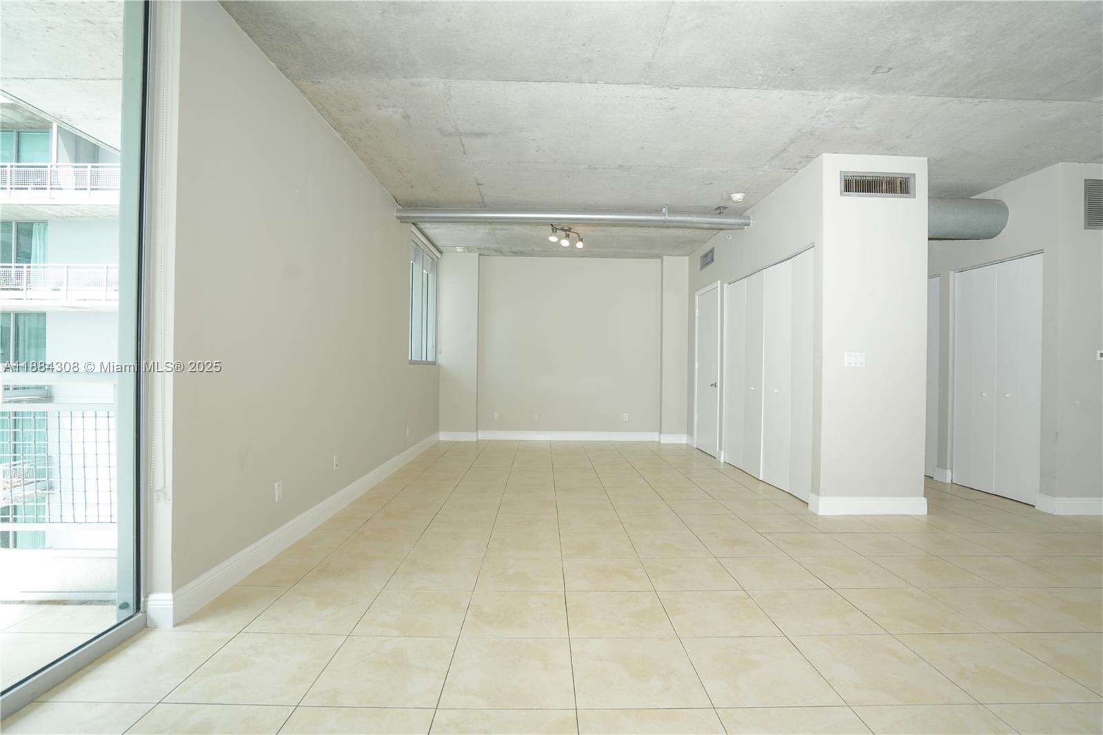 image Neo Vertika Condo19