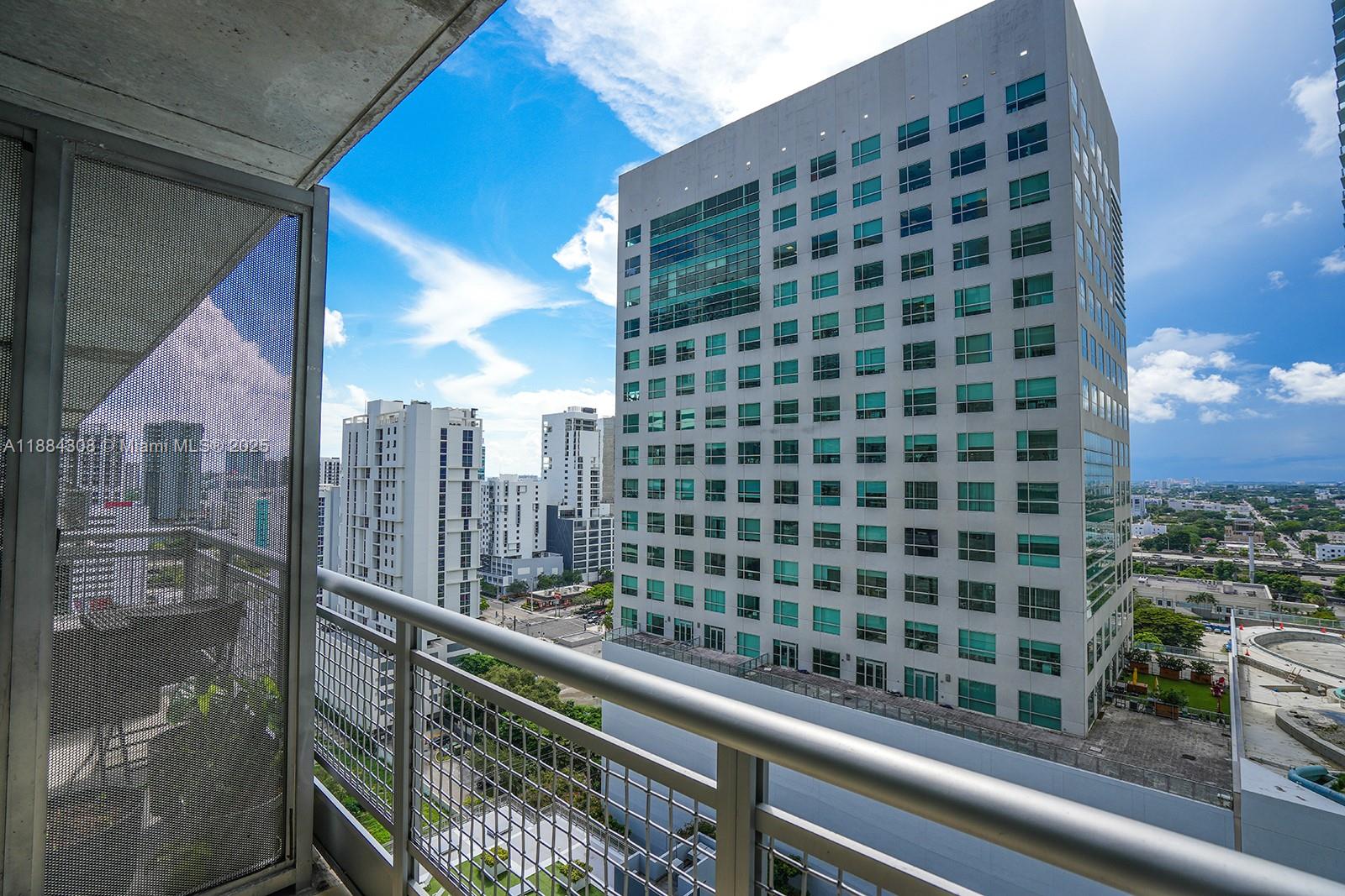 image Neo Vertika Condo23
