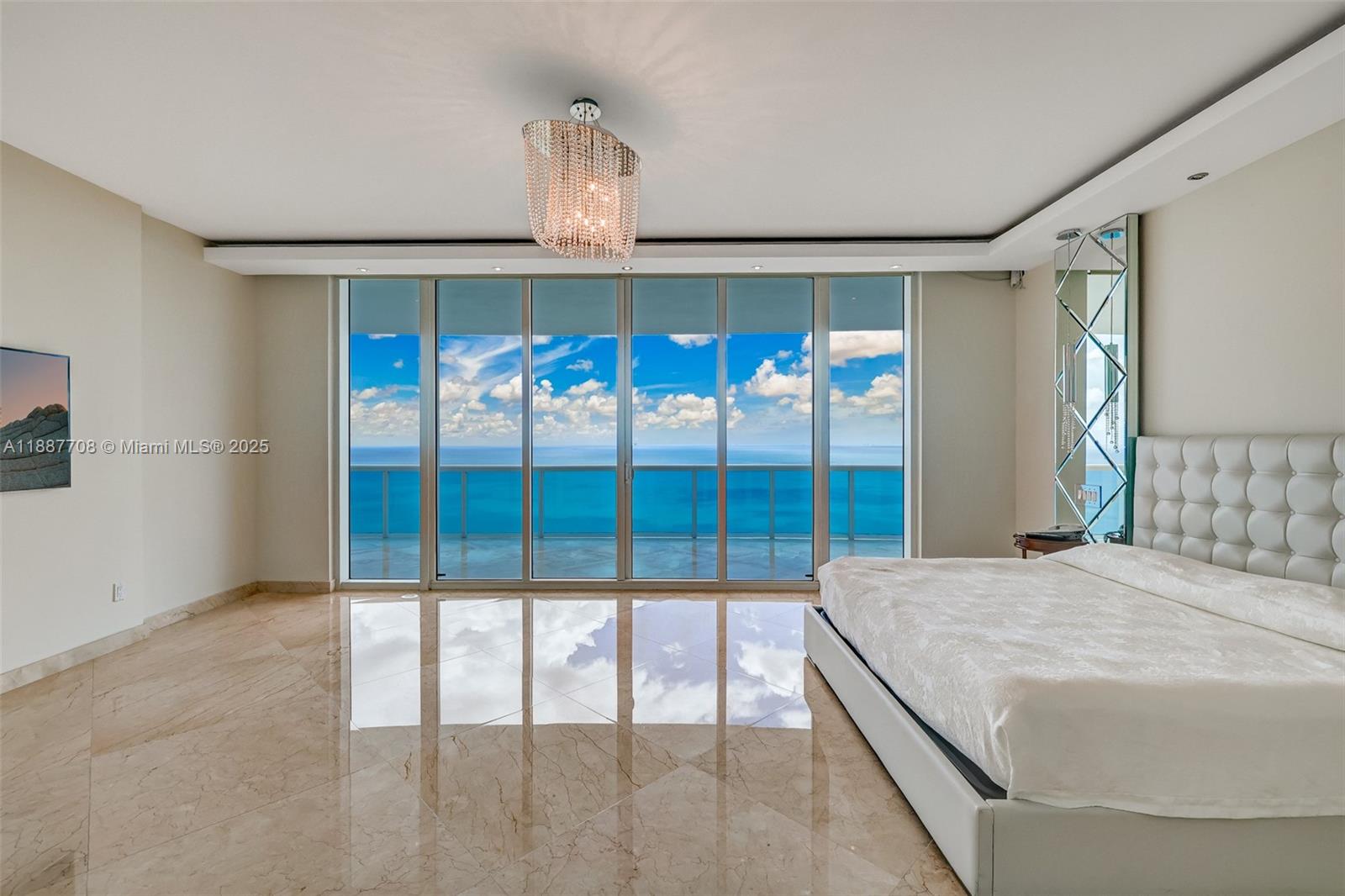 2711 S Ocean Dr #3705 Hollywood, FL 33019