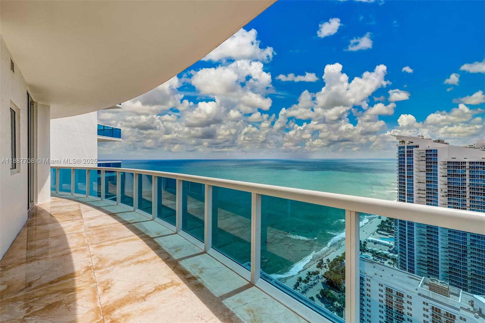 2711 S Ocean Dr #3705 Hollywood, FL 33019
