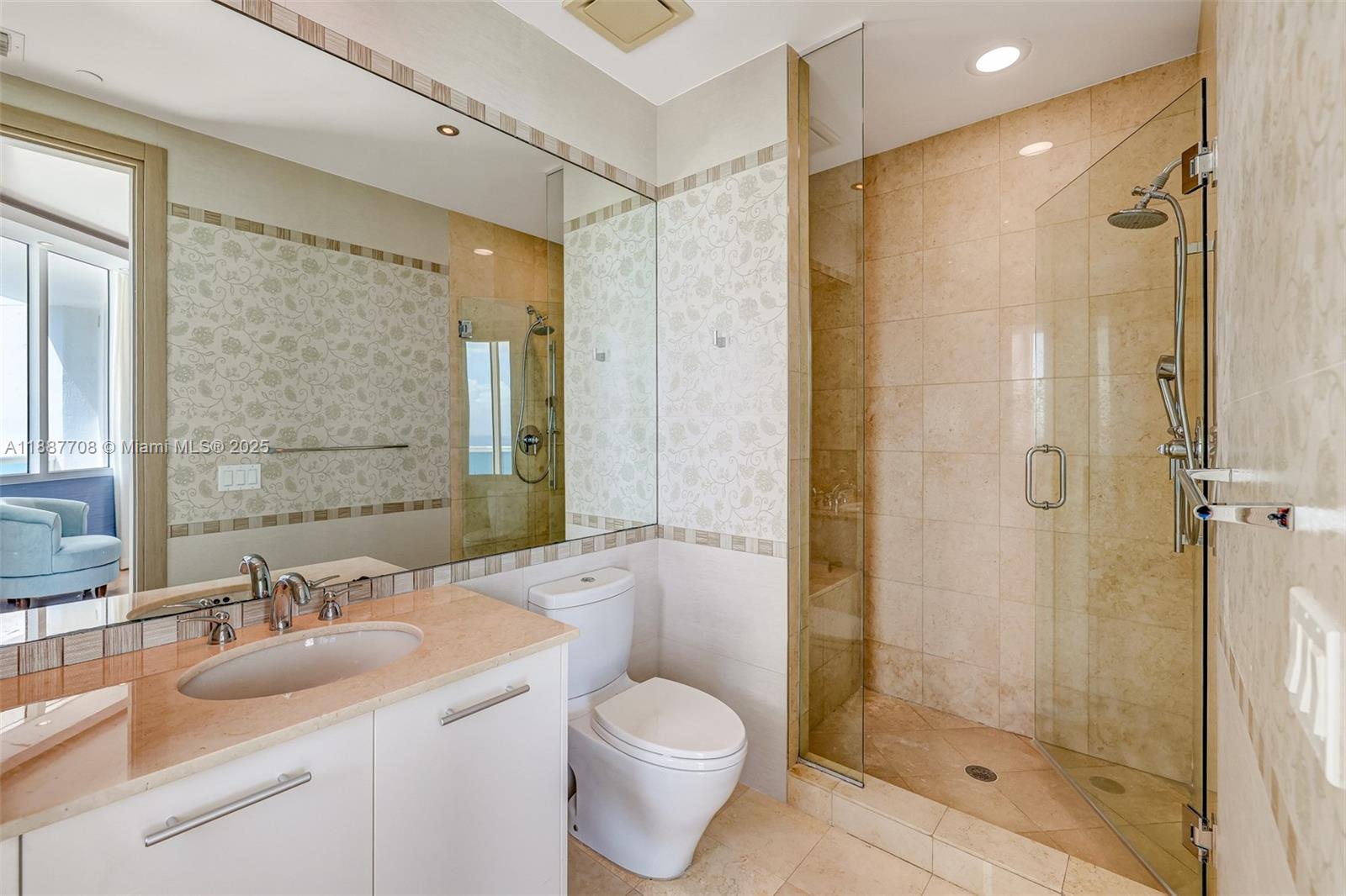 2711 S Ocean Dr #3705 Hollywood, FL 33019