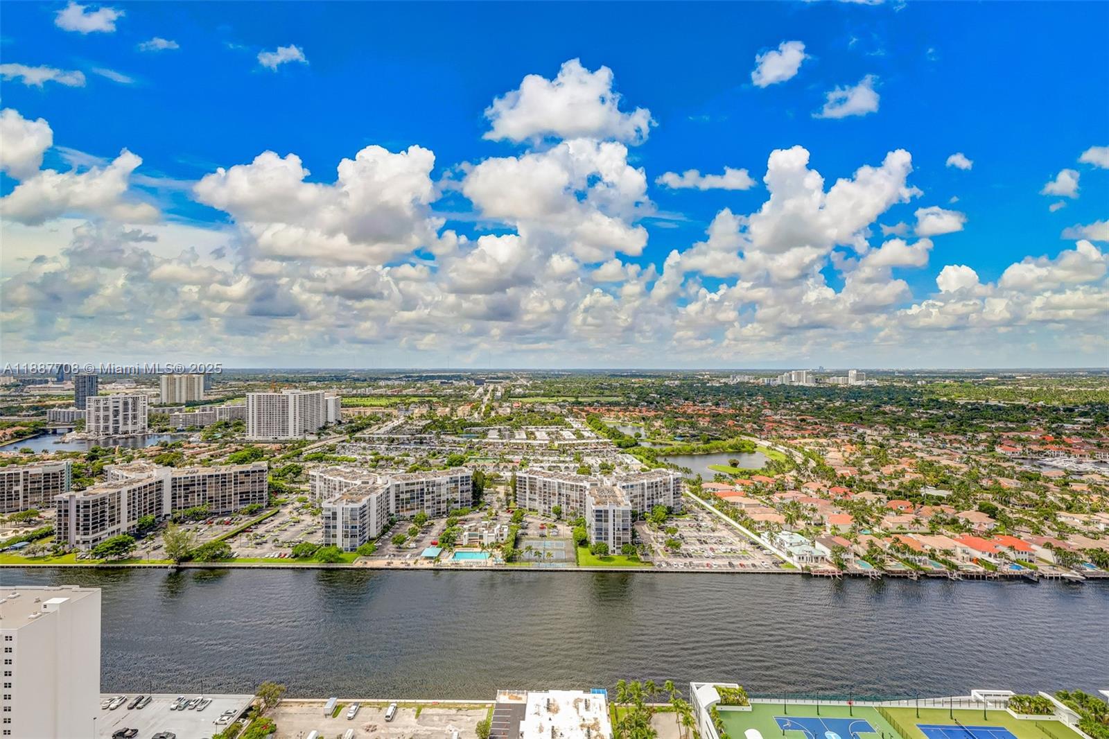 2711 S Ocean Dr #3705 Hollywood, FL 33019