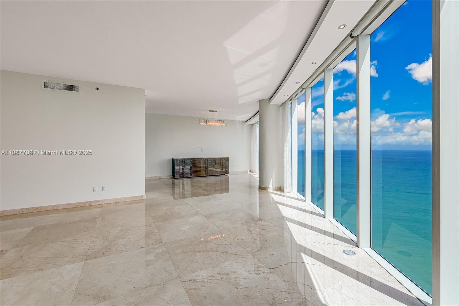 2711 S Ocean Dr #3705 Hollywood, FL 33019