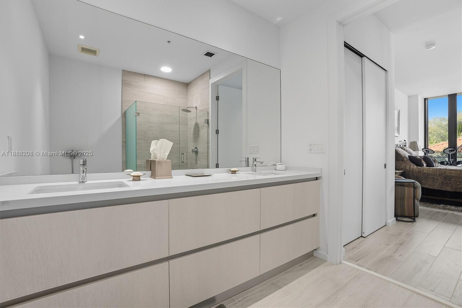 image Glasshaus Condo15