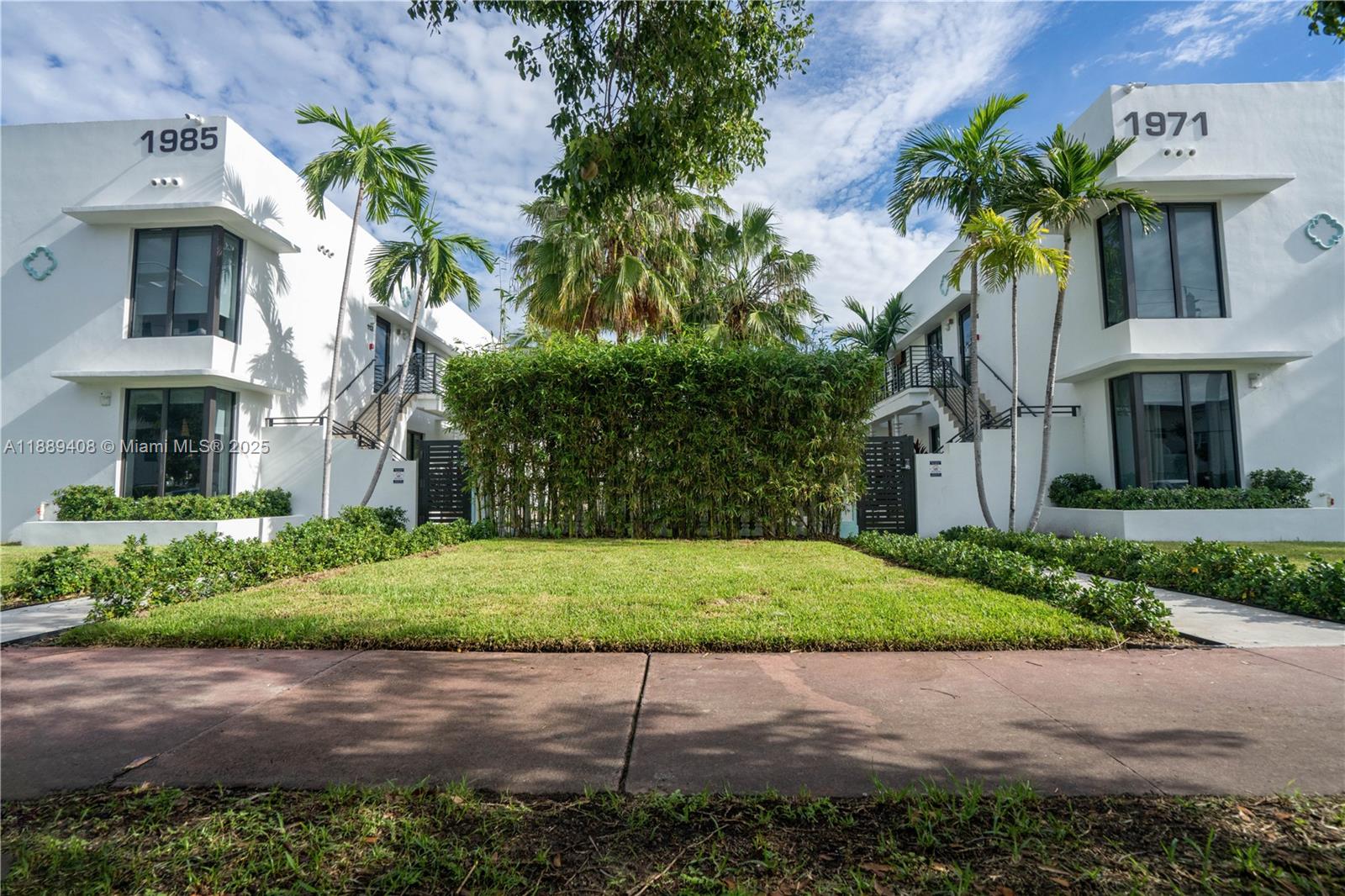 1971 Bay Dr #112