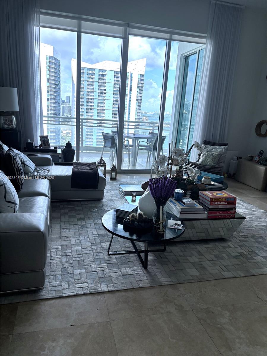 900 Brickell Key Blvd #2602 Miami, FL 33131