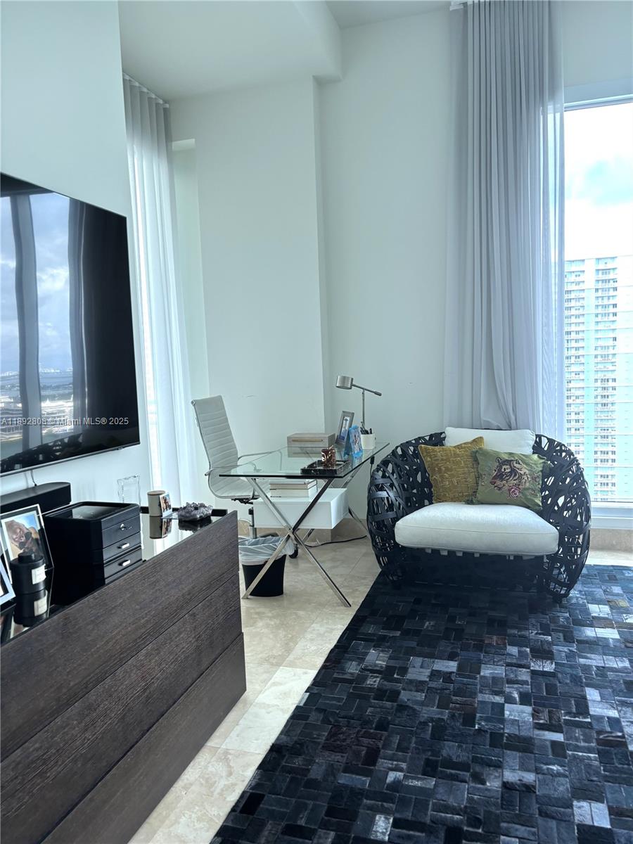 900 Brickell Key Blvd #2602 Miami, FL 33131