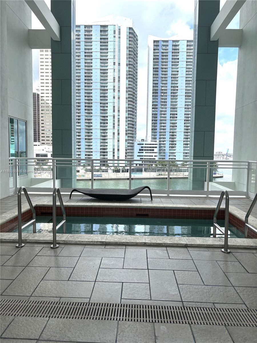 900 Brickell Key Blvd #2602 Miami, FL 33131