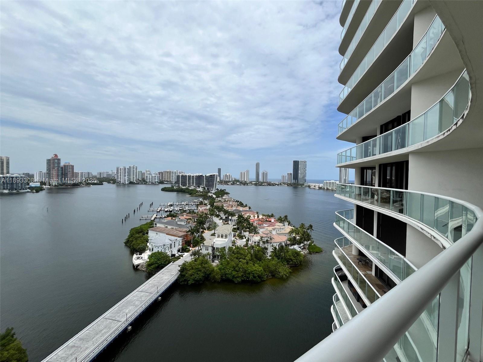 4000 Island Bl #1905