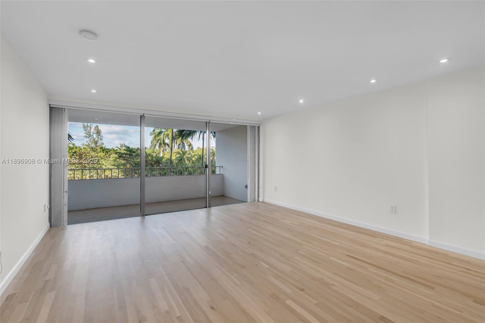 image Commodore Club West4