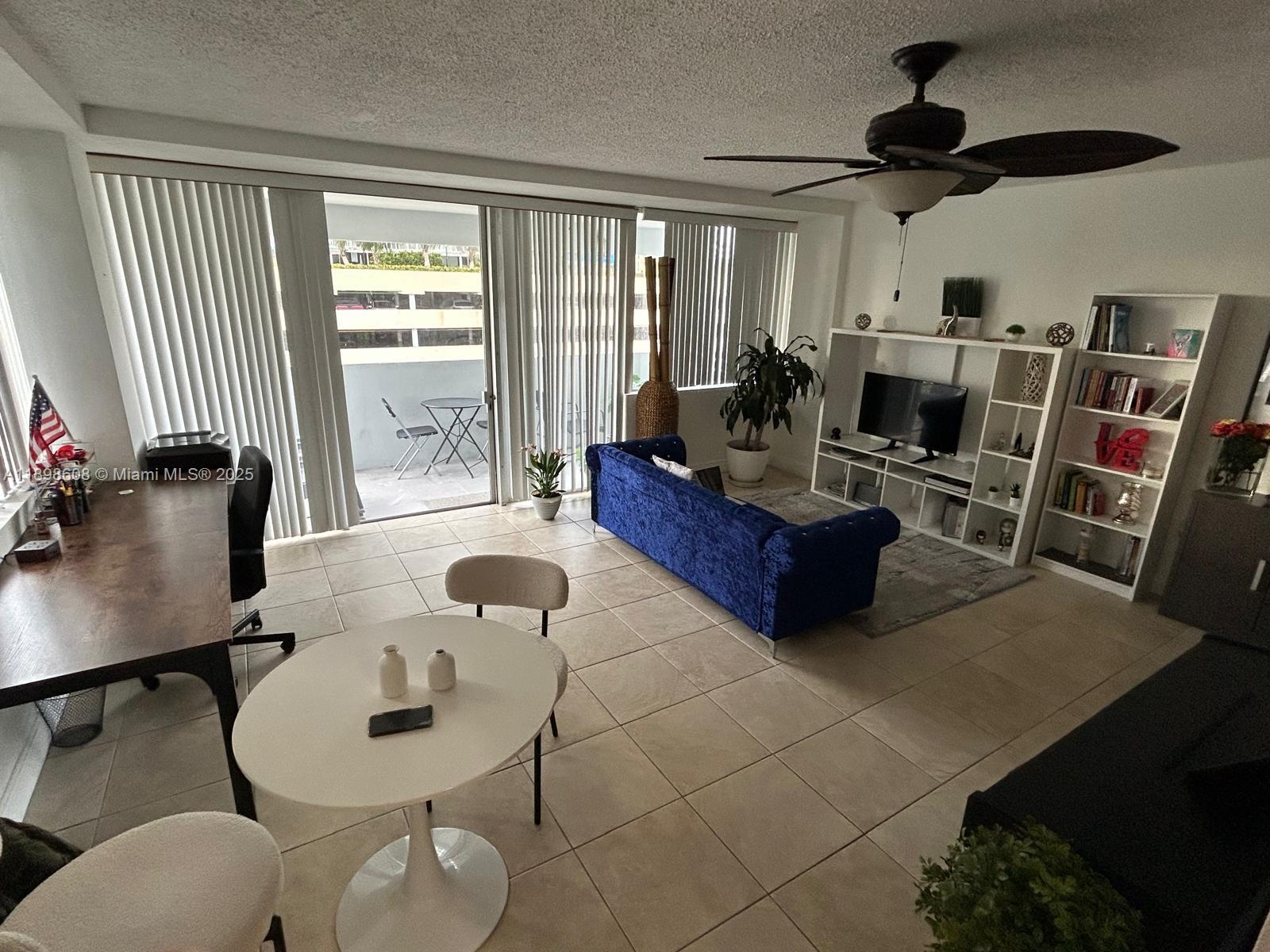 7545 E Treasure Dr #3B