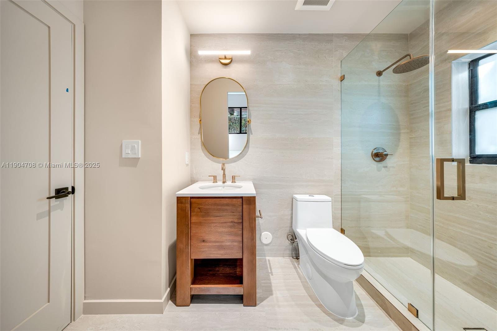 2625 SW 32nd Ct Miami, FL 33133