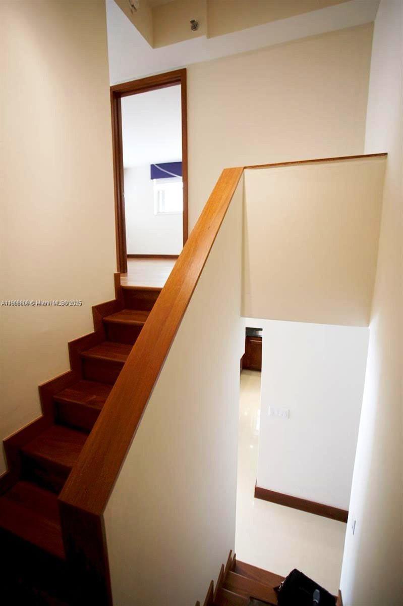 801 N Venetian Dr #1106 Miami, FL 33139