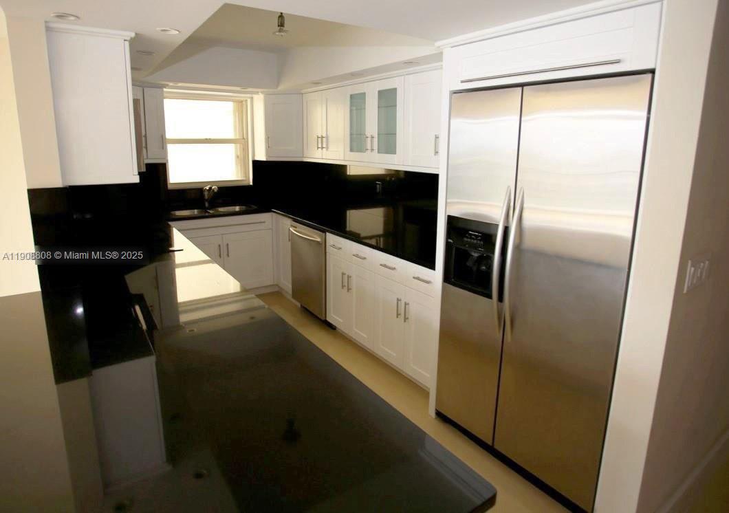 801 N Venetian Dr #1106 Miami, FL 33139