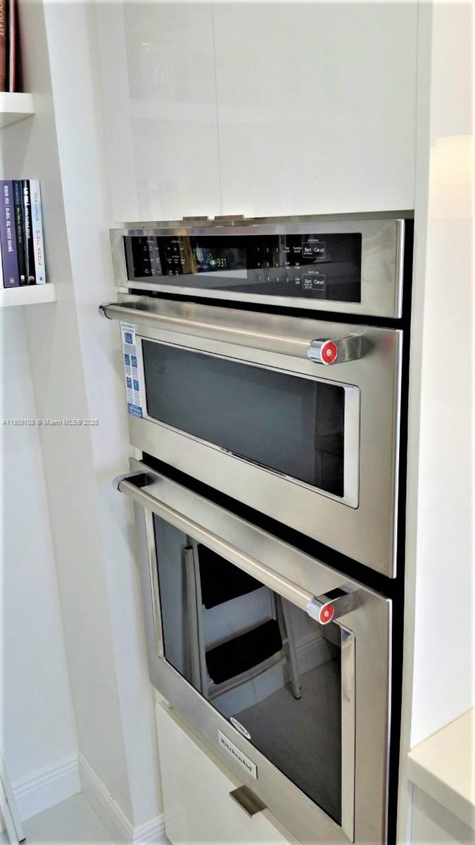 image Winston Towers Condo9