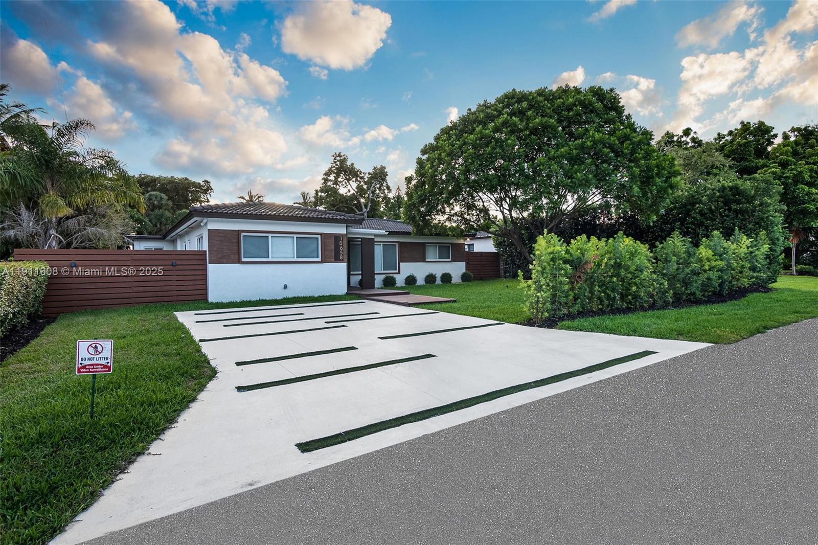 10658 NE 11th Ave Miami Shores, FL 33138