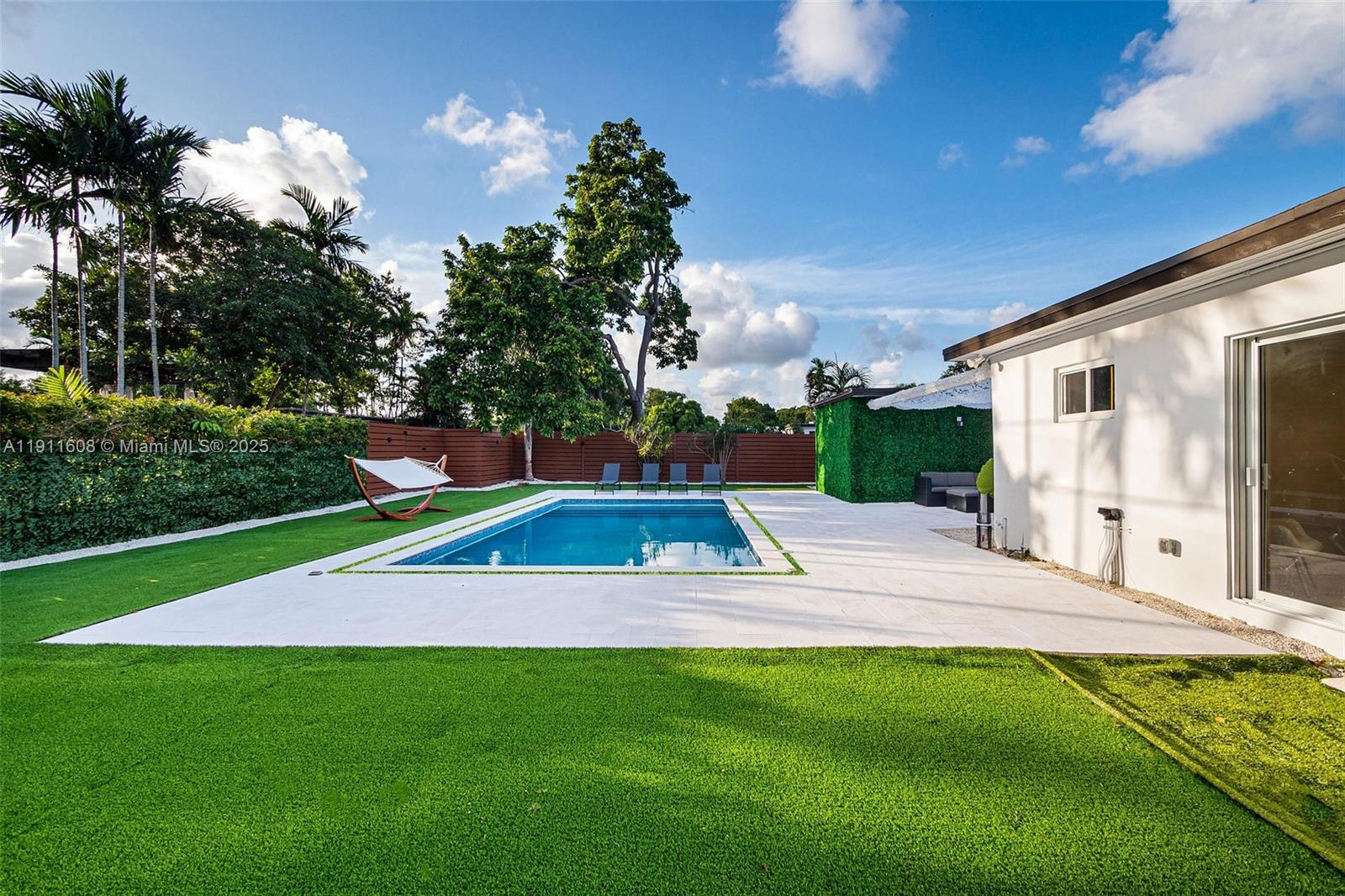 10658 NE 11th Ave Miami Shores, FL 33138