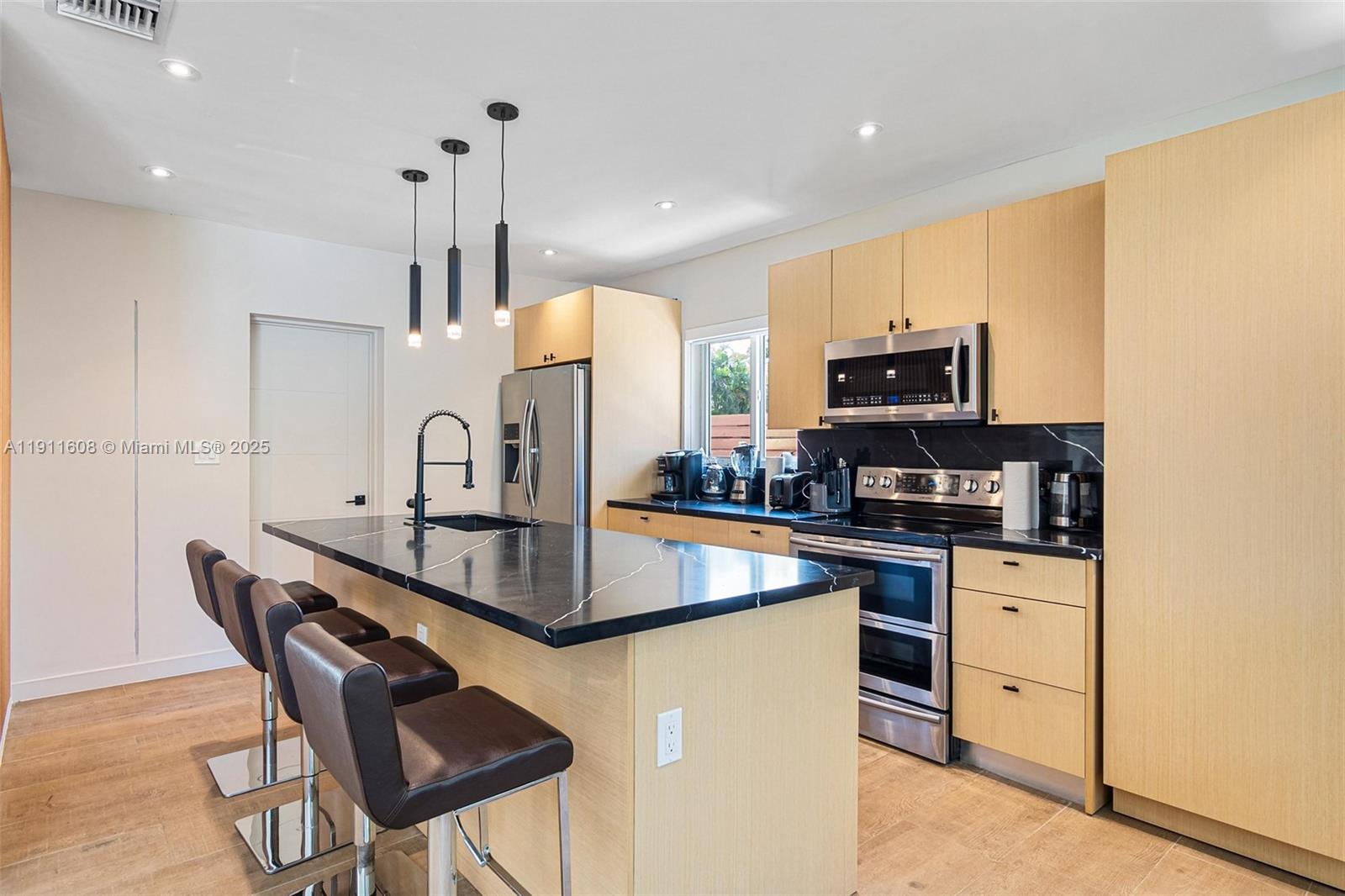 10658 NE 11th Ave Miami Shores, FL 33138