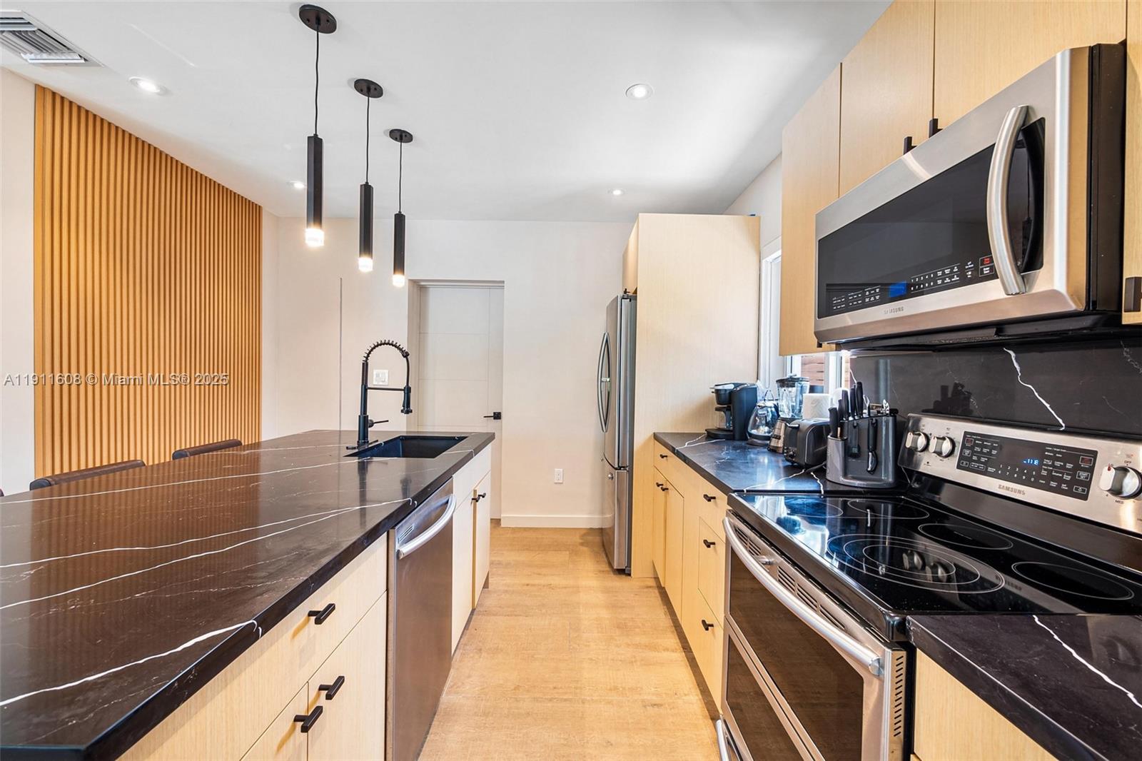 10658 NE 11th Ave Miami Shores, FL 33138