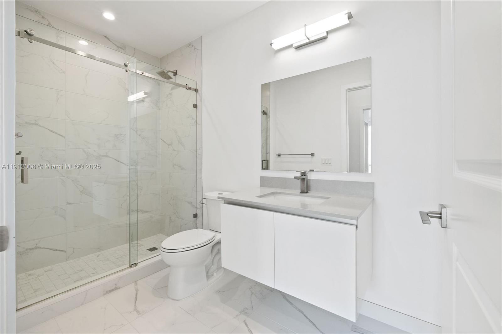 101 Diplomat Pkwy #703 Hallandale Beach, FL 33009