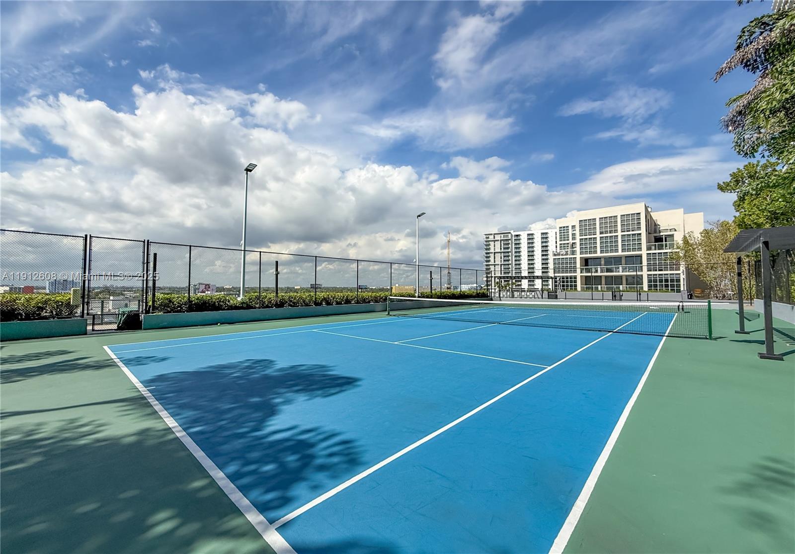 121 NE 34th St #2003 Miami, FL 33137