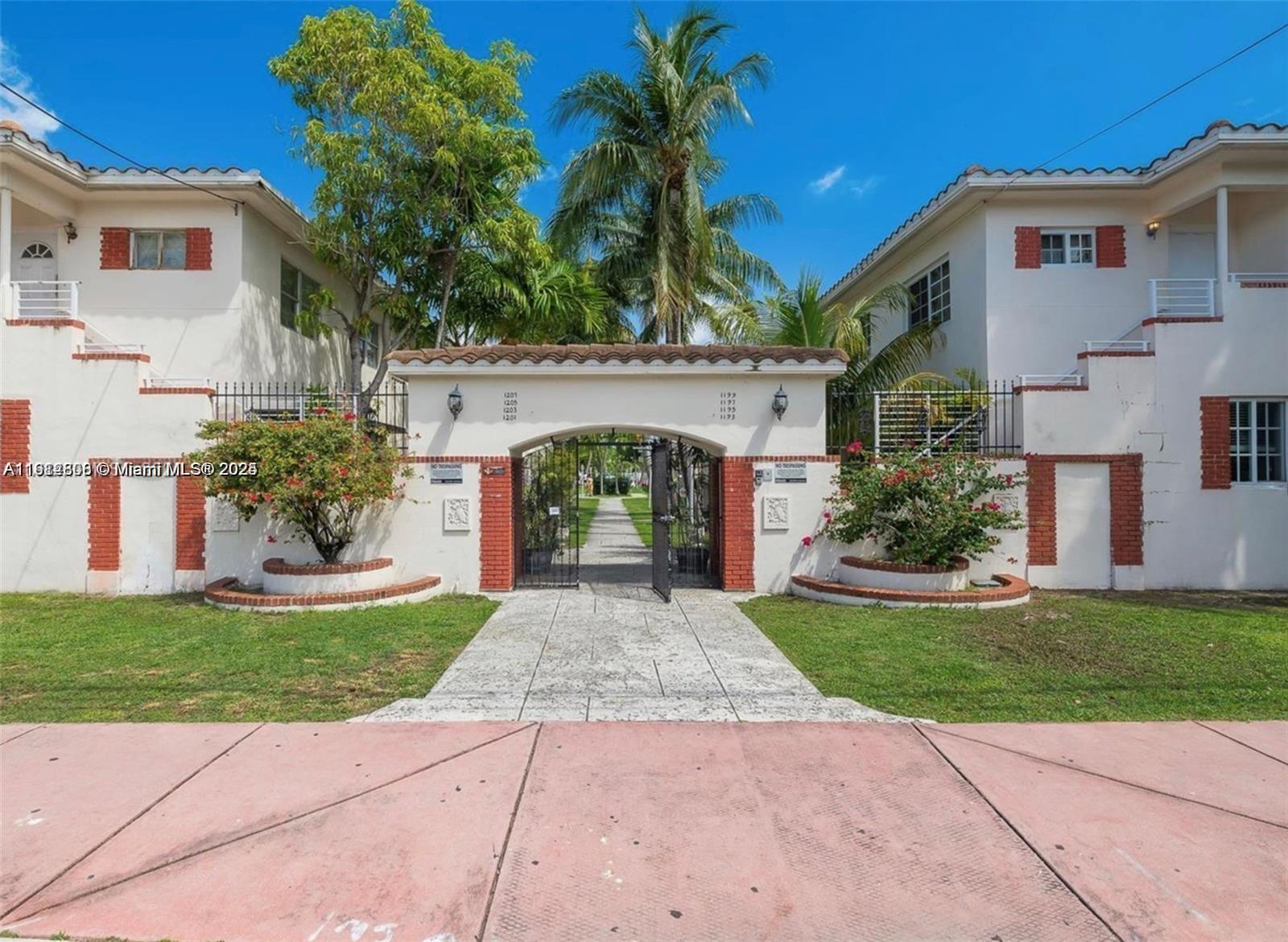 1197 Marseille Dr #12